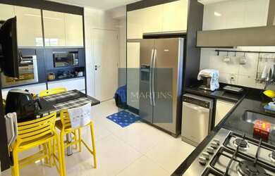 Imagem: O apartamento possui 3 Dormitórios, 4 Banheiros, 2 Vagas na