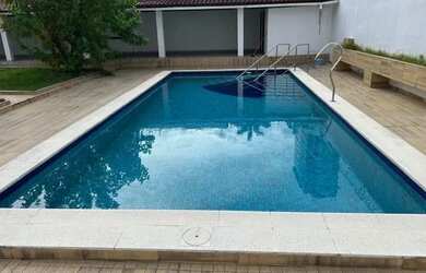 Imagem 4: Alugo espaçosa casa em Condomínio na Constantino Nery