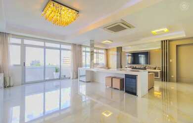 Imagem: O apartamento possui 2 Dormitórios, 3 Banheiros, 1 Vaga na