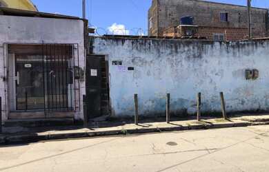 Imagem 4: Casa com 3 unidades conjugadas, sendo uma um pequeno ponto comercial