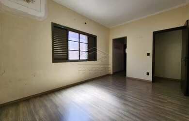 Imagem 16: Casa Residência em Jaú. Área de serviço, 550m² de Área, 3 Vagas...