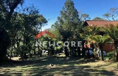 Imagem: O terreno possui 900-0m² de Área e está localizado em Canela