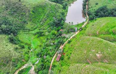 Imagem: A fazenda possui 2.710.400m² de Área e está localizado em