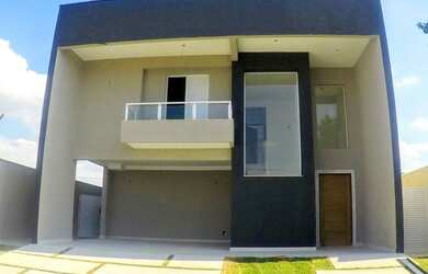 Imagem: A casa possui 3 Dormitórios, 4 Banheiros, 3 Vagas na garagem