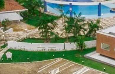 Imagem: O terreno e possui Dormitórios, Suítes, Banheiros, 800-0m²