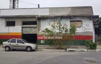 Imagem: O depósito possui 180m² de Área e está localizado em Maracanã