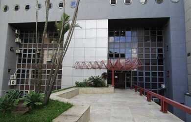 Imagem: O depósito possui 4 Vagas na garagem, 200m² de Área e está