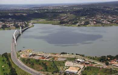 Imagem 2: TERRENO COMERCIAL BEIRA LAGO