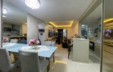 Imagem: O apartamento possui 2 Dormitórios, 2 Banheiros, 2 Vagas na