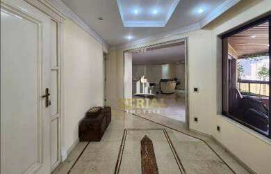 Imagem: O apartamento possui 4 Dormitórios, 5 Banheiros, 5 Vagas na