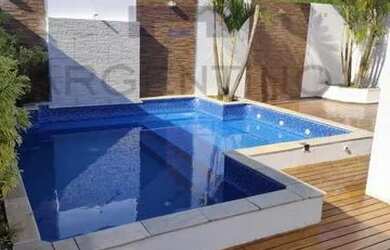 Imagem: A casa em condomínio possui 1 Dormitório, 5 Banheiros, 2 Vagas