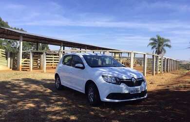 Imagem 10: Extraordinária Fazenda Pecuária no asfalto