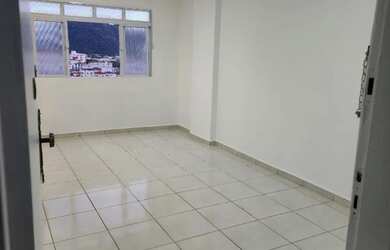 Imagem: A kitnet possui 1 Dormitório, 1 Banheiro, 1 Vaga na garagem