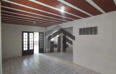 Imagem 3: Casa de 200m² para alugar ou vender, com 3 quartos 2 suítes , localizada...