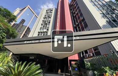 Imagem: O depósito possui 4 Vagas na garagem e 163m² de Área e está