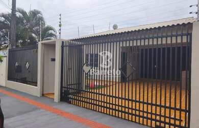 Imagem 2: Casa à Venda com Edícula Bairro Tranquilo e Bem Localizado