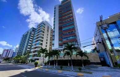 Imagem: O apartamento possui 3 Dormitórios, 1 Banheiro, 2 Vagas na