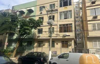 Imagem: O apartamento possui 3 Dormitórios, 1 Banheiro, 100m² de Área