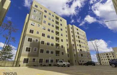 Imagem: O apartamento possui 2 Dormitórios, 1 Banheiro, 1 Vaga na garagem