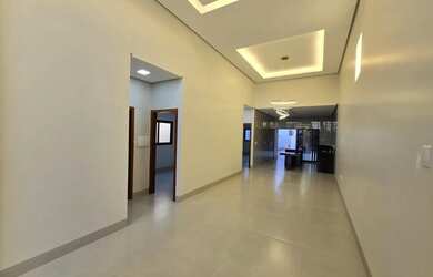 Imagem 6: Casa com piscina no bairro Planalto!