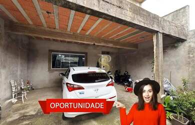 Imagem: A casa possui 3 Dormitórios, 3 Banheiros, 2 Vagas na garagem