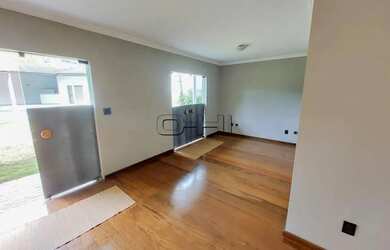 Imagem: O apartamento possui 4 Dormitórios, 5 Banheiros, 4 Vagas na