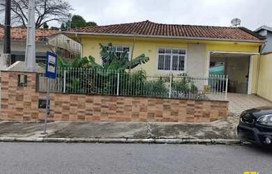 Imagem 1: Casa à venda no Bairro Ipiranga em São José-SC