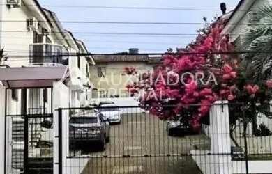 Imagem: A casa em condomínio possui 3 Dormitórios, 1 Banheiro, 1 Vaga