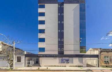 Imagem: O apartamento possui 1 Dormitório, 1 Banheiro, 1 Vaga na garagem