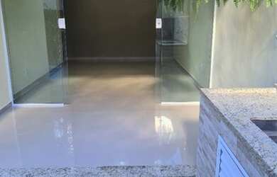 Imagem: A casa em condomínio possui 4 Dormitórios, 4 Banheiros, 2