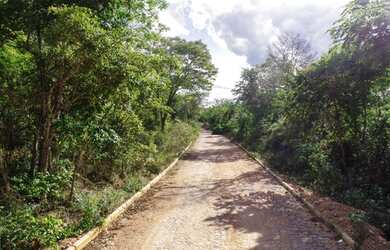 Imagem: O terreno possui 1000m² de Área e está localizado em Jaboticatubas