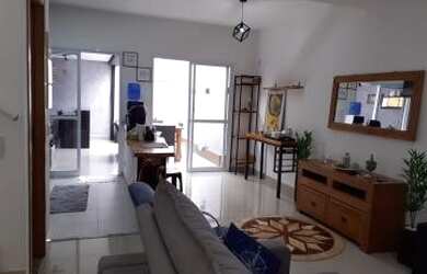 Imagem: A casa em condomínio possui 3 Dormitórios, 3 Banheiros, 2