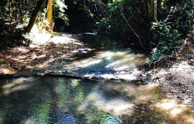 Imagem: O terreno possui 1000m² de Área e está localizado em Jaboticatubas
