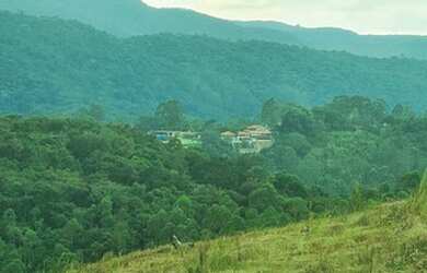 Imagem: O terreno possui 1000m² de Área e está localizado em Tapera