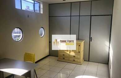 Imagem: O depósito possui 1 Vaga na garagem, 25m² de Área e está