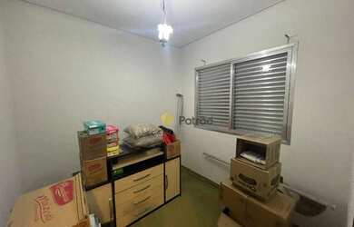 Imagem: A casa possui 3 Dormitórios, 3 Banheiros, 3 Vagas na garagem