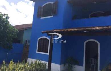 Imagem: A casa possui 4 Dormitórios, 4 Banheiros, 4 Vagas na garagem