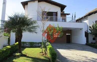 Imagem: A casa em condomínio possui 5 Dormitórios, 5 Banheiros, 5