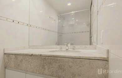 Imagem 15: Apartamento para alugar com 2 quartos, 1 suíte, 2 vagas, 77 m² - Copacabana...