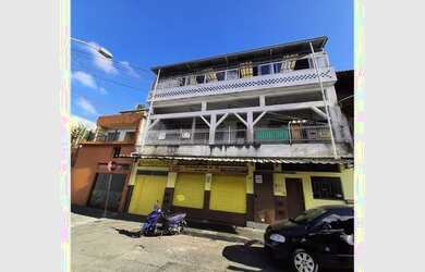 Imagem: O apartamento possui 1 Dormitório, 1 Banheiro, 33m² de Área