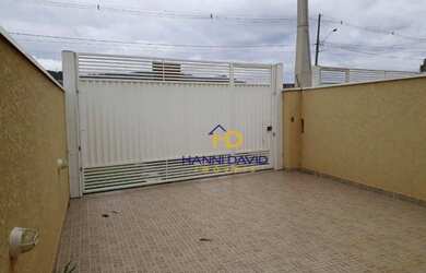 Imagem: A casa possui 3 Dormitórios, 2 Banheiros, 125-0m² de Área