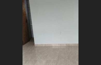 Imagem 2: Aluga-se está casa. 1 Banheiroe1 Dormitório