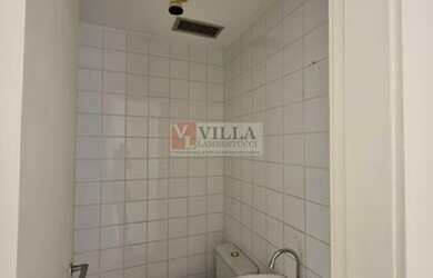 Imagem: O depósito possui 1 Vaga na garagem, 23m² de Área e está