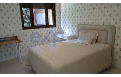 Imagem 13: Elegante casa com 8 Quartos e 7 banheiros à Venda, 685 m² por R$ 8.990.000