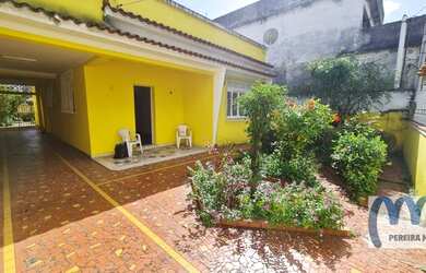 Imagem 16: Casa linear, junto rua da caminhada, próxima ao College