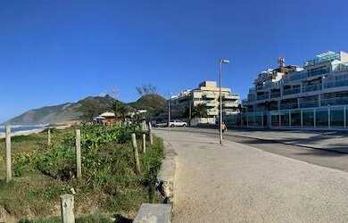 Imagem: O apartamento possui 2 Dormitórios, 2 Banheiros, 2 Vagas na