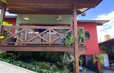 Imagem: A casa em condomínio à venda possui 4 Dormitórios, 4 Banheiros