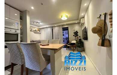 Imagem: O apartamento possui 3 Dormitórios, 2 Banheiros, 1 Vaga na