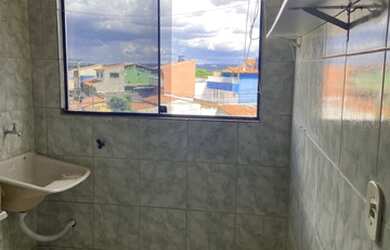 Imagem 3: ALUGO KITNET. 1 Banheiro