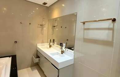 Imagem 12: FORREST HILL5 QUARTOS SENDO 3 SUÍTES, 400M2, ARMÁRIOS E AR, ÁREAC GOUMERT...